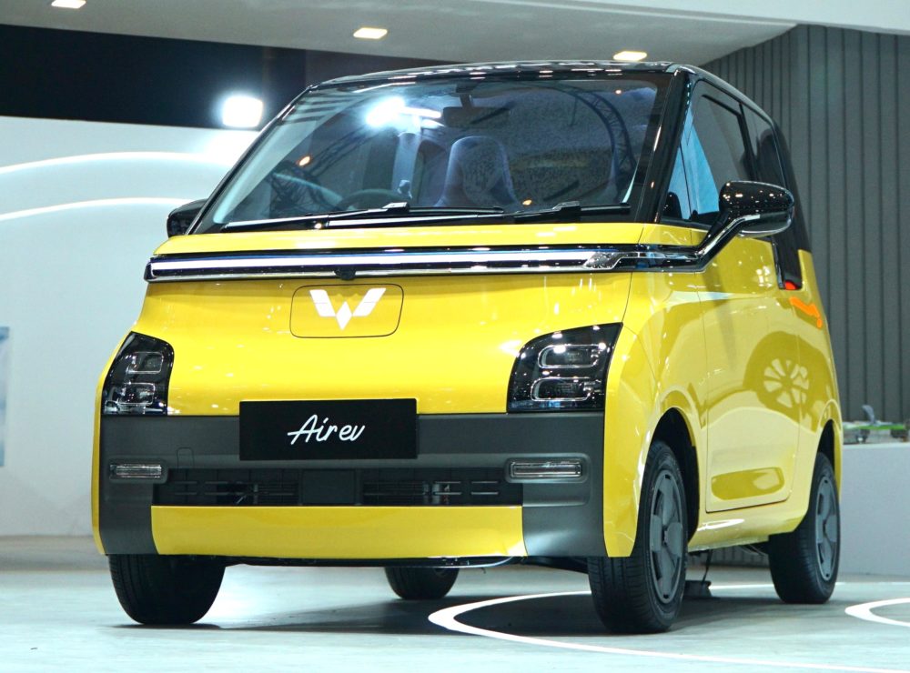 Wuling menjadi satu satunya produsen kendaraan listrik di Indonesia yang melakukan ekspor 1000x740