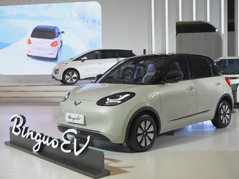 Binguo EV meraih penghargaan Best Compact Hatchback di PEVS 2024 1000x750
