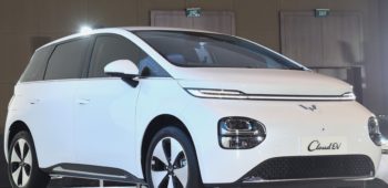 Image Wuling Cloud EV Paling Banyak Dipesan dan Menjadi The Most Tested Car di PEVS 2024