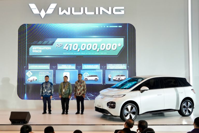 Image Wuling Officially Opens Pre-Booking Cloud EV at Periklindo Electric Vehicle Show 2024