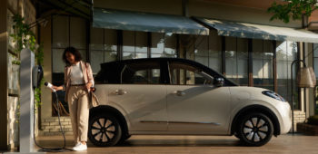Image Biaya Charge Wuling BinguoEV dan Cara Pengisiannya