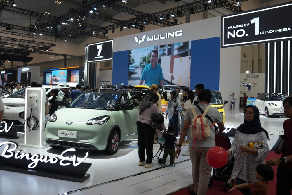 BinguoEV menjadi produk yang paling banyak SPK di Wuling GIIAS 2024 1000x667