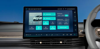 Image Di Balik Kecanggihan Control Panel Mobil Cloud EV