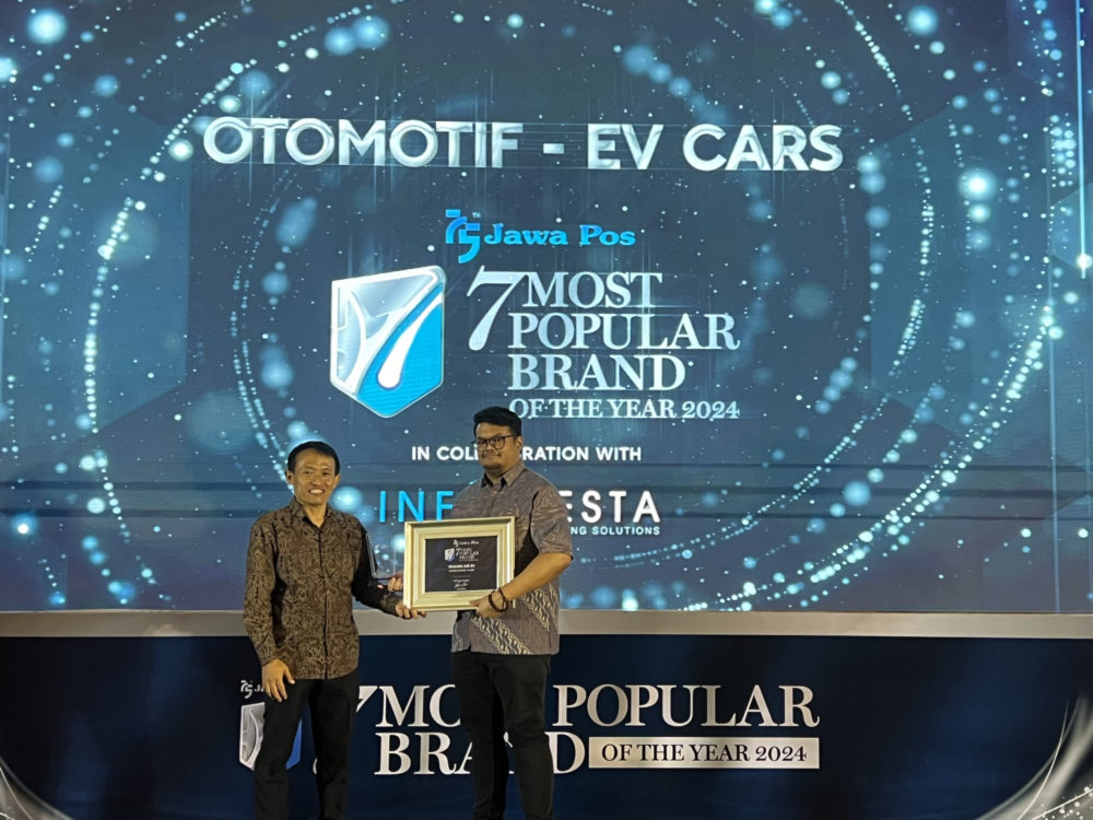 Wuling Air ev turut mendapatkan apresiasi sebagai brand paling populer dalam kategori kendaraan listrik electric vehicle 1000x750