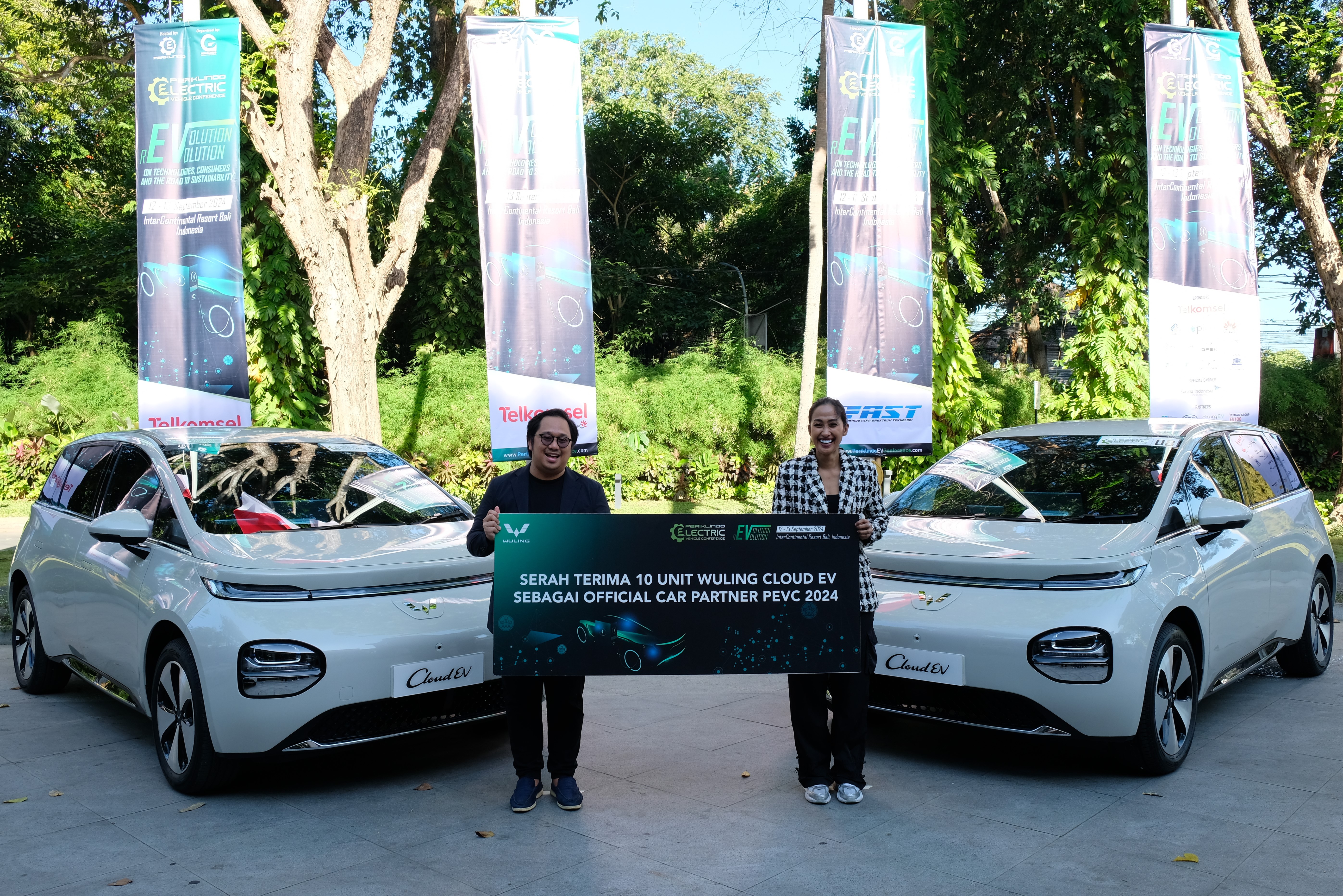 Image Wuling CloudEV Becomes the Official Car Partner at Periklindo Electric Vehicle Conference (PEVC) 2024