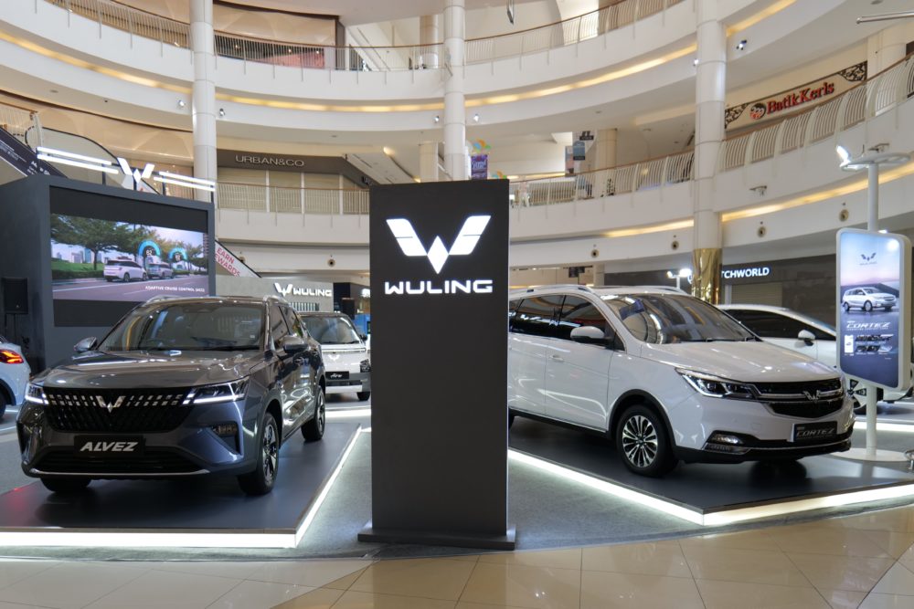 Turut menghadirkan lini produk ICE Wuling berikan promo voucher belanja hingga Rp1 juta serta gratis biaya perawatan hingga 4 tahun atau 50.000 km 1000x667