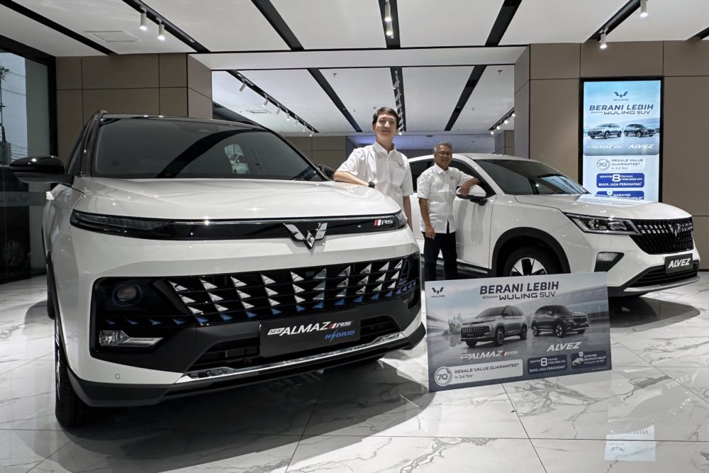 Khusus untuk Wuling Almaz RS Hybrid mendapatkan garansi seumur hidup untuk komponen inti HEV 1000x667