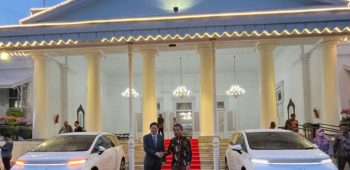 Image Wuling EV Mendukung Pemerintah Provinsi Jawa Barat Dengan 2 Cloud EV Untuk Operasional