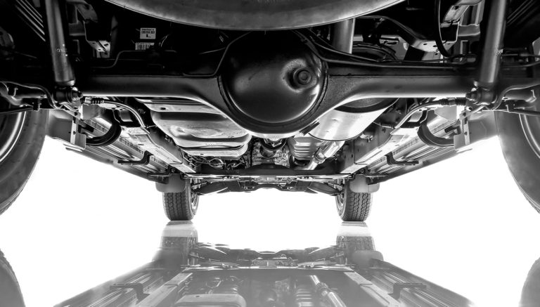 Image Apa yang Akan Terjadi Jika Oli Gardan Mobil Tak Diganti Tepat Waktu?