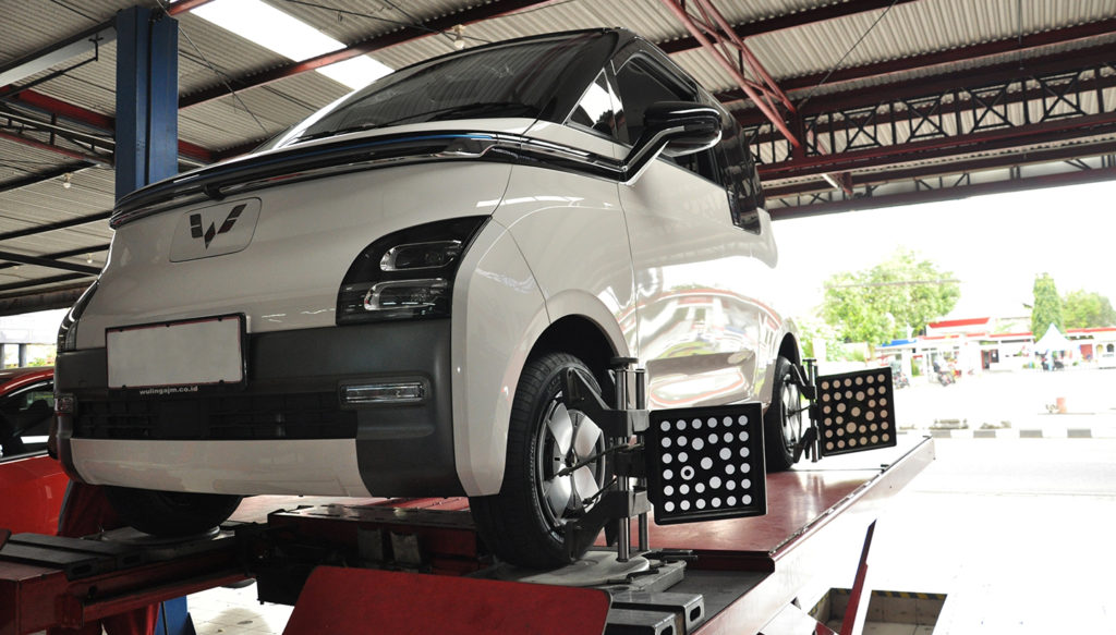 Mau Kaki-Kaki Mobil Awet? Hindari Kebiasaan Buruk Berikut! Mau Kaki-Kaki Mobil Awet? Hindari Kebiasaan Buruk Berikut!