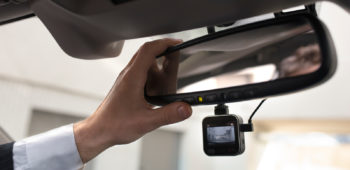 Image Panduan Pasang Kamera Mundur Mobil dan Biayanya