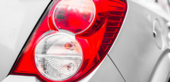Image Rangkaian Lampu Sein Mobil dan Fungsi Utamanya untuk Keselamatan