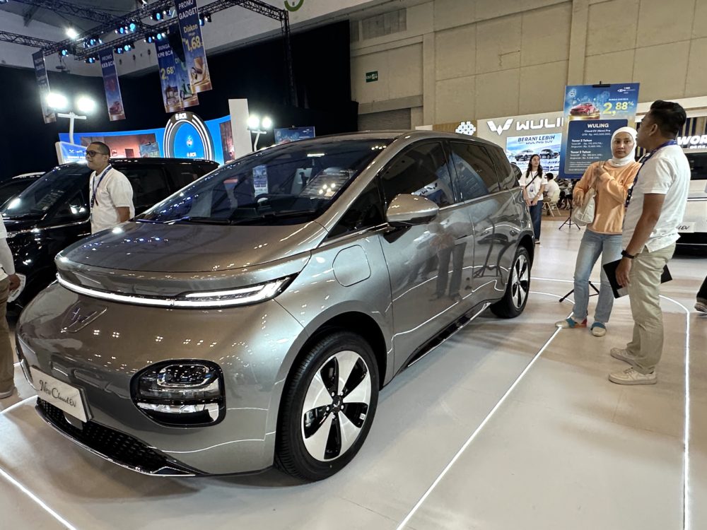 Wuling New Cloud EV Driving the Future of Comfort tampil juga di BCA Expoversary hingga 23 Februari 2025 1000x750