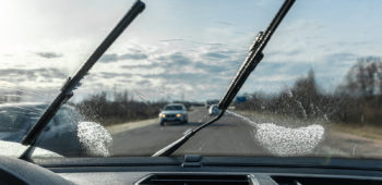 Image Begini Cara Mengatasi Air Wiper Tidak Keluar dan Penyebabnya