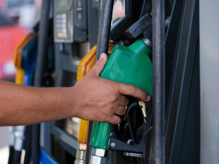 Image Perbedaan Pertamax dan Pertalite untuk Kebutuhan Kendaraanr