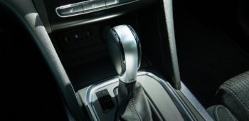 Image Transmisi Mobil Matic: Fungsi dan Artinya Lengkap untuk Pemula