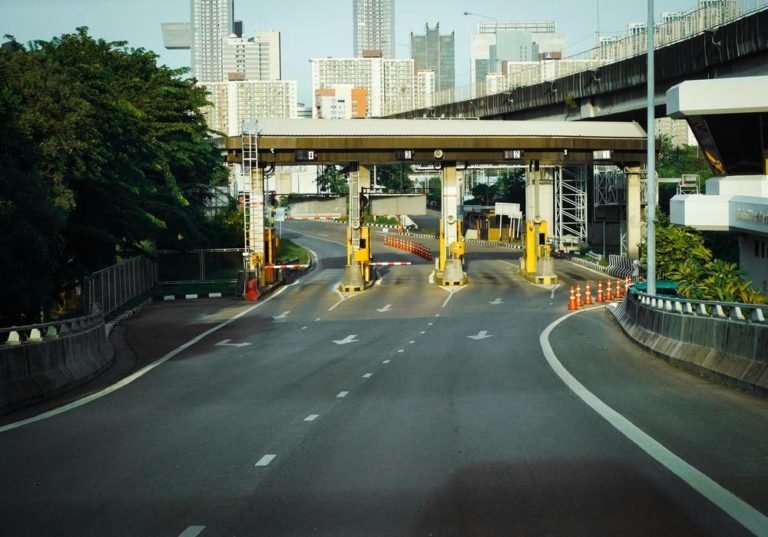 Image Panduan Lengkap Cek Tarif Tol Online: Praktis, Akurat, dan Terupdater