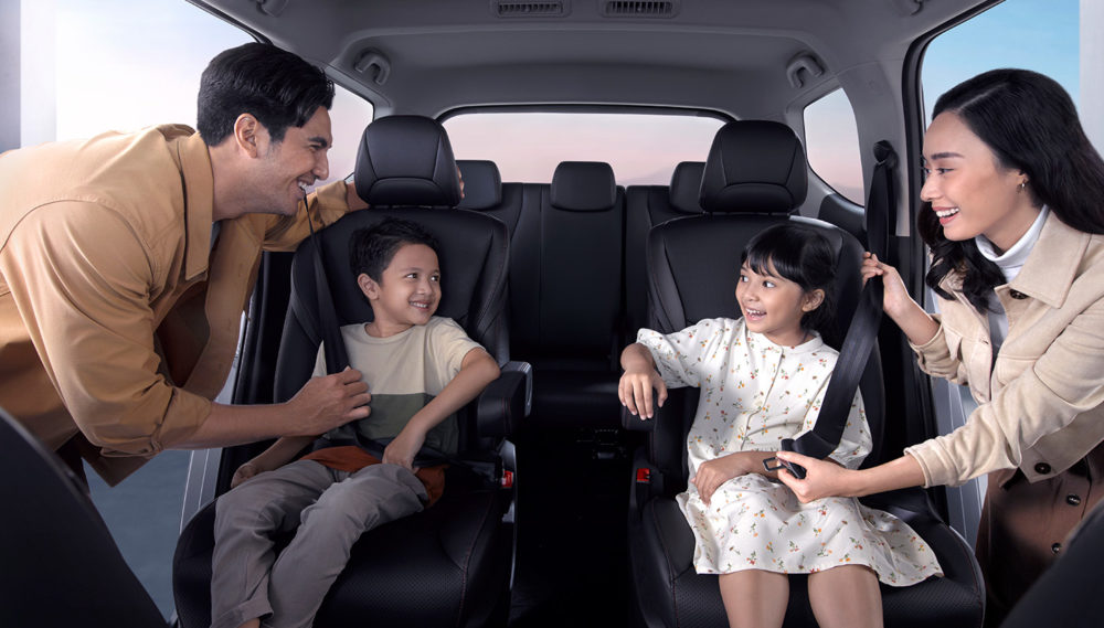 mobil keluarga