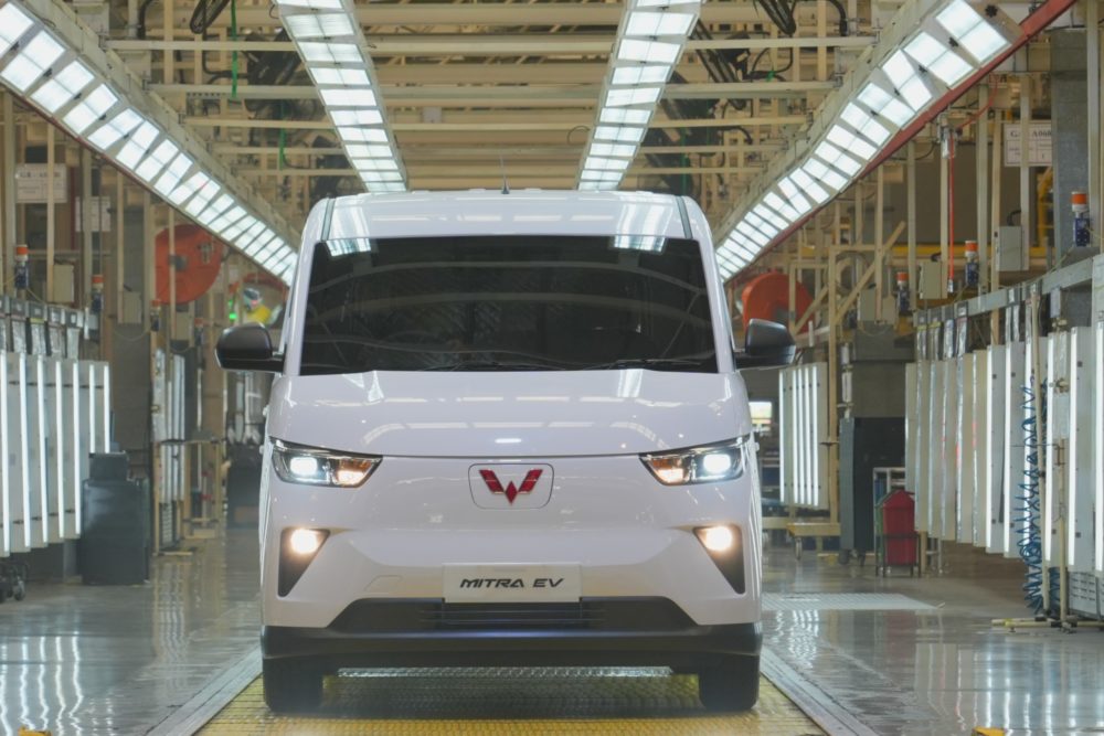 Wuling Mitra EV dapat menyesuaikan kebutuhan Bisnis dengan melakukan penyesuaian melalui karoseri 1000x667