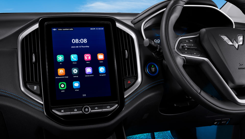kelebihan mobil hybrid