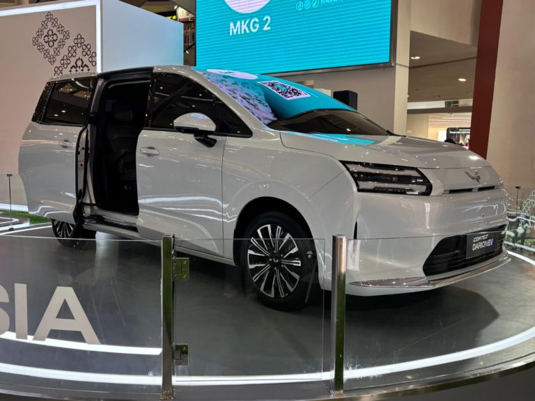 Image Wuling Menampilkan Cortez Darion dan Program Promo ‘Nusantara’ di Mall Kelapa Gadingr
