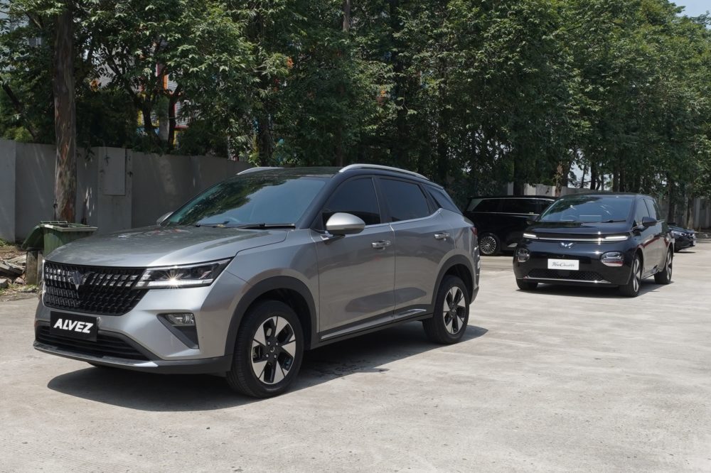 Dalam rangka memberikan kesempatan bagi pengunjung untuk mencoba langsung kendaraan Wuling turut tersedia unit test drive Alvez dan New Cloud EV 1000x666