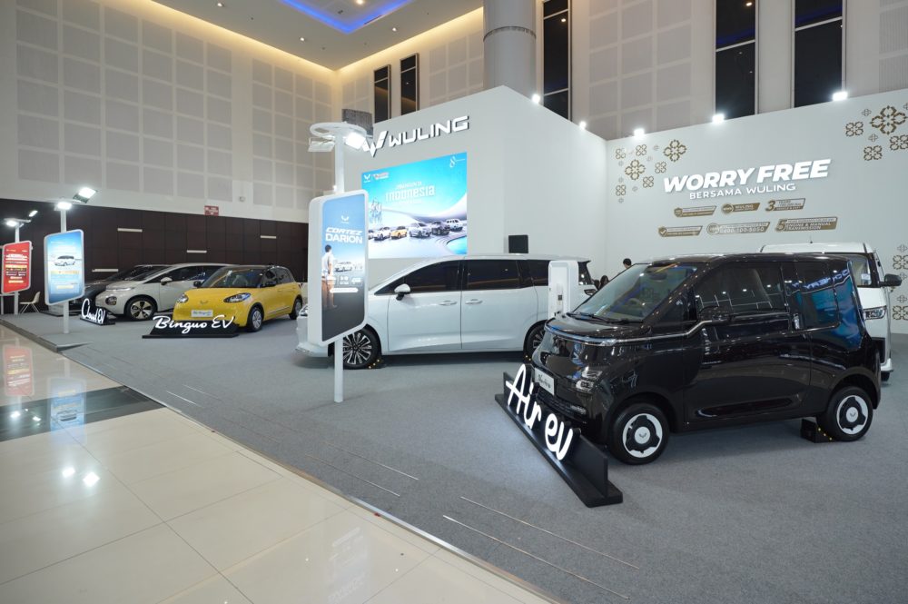 Wuling berpartisipasi dalam rangkaian GIIAS The Series 2025 yang digelar di Grand City Convex Surabaya pada 27 31 Agustus 2025. Mengusung tema besar “Dibangun di Indonesia untuk Anda” 1000x665