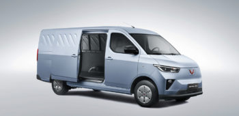 Image Apa Itu Mobil Blind Van? Simak Penjelasan Lengkapnya!