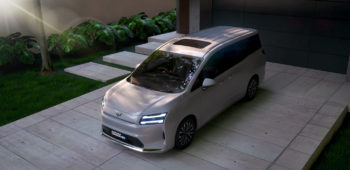 Image Deretan Mobil Wuling yang ada Sunroof