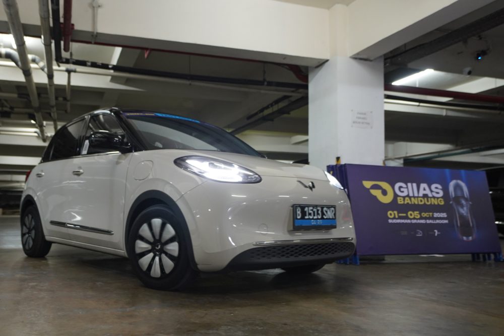 Wuling juga menyediakan unit Air ev BinguoEV Cloud EV dan Alvez yang dapat dicoba secara langsung di area test drive 1000x667