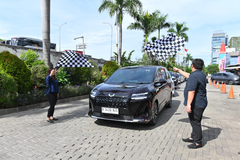 Pada media drive kali ini rekan media akan menjelajah jarak jauh dari Jakarta menuju pulau Bali untuk merasakan langsung Wuling Darion PHEV 1000x667