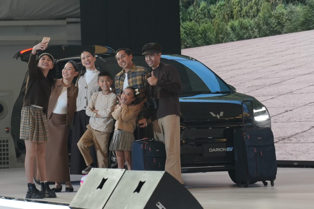 Image Wuling Darion ‘Evolving Family Moments’, Medium MPV Pintu Geser Untuk Keluarga Indonesiar