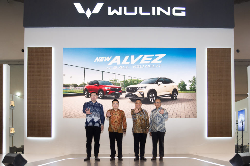 Image Wuling New Alvez  ‘It’s All You Need’ Resmi Diluncurkan di Ajang Permata Bank GJAW 2025r