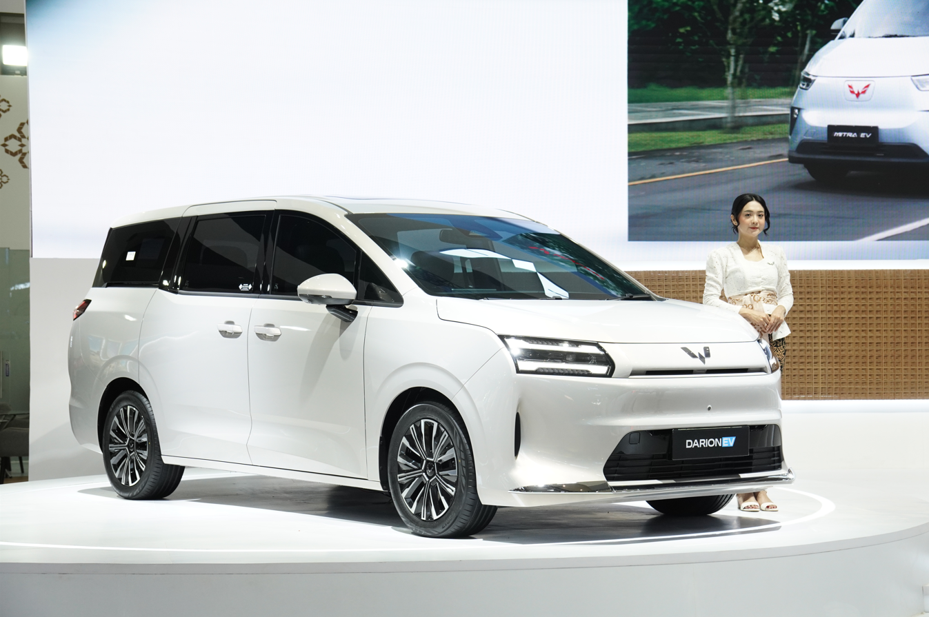 Image Wuling Shares Darion Stories with Public Figure Families at IIMS 2026