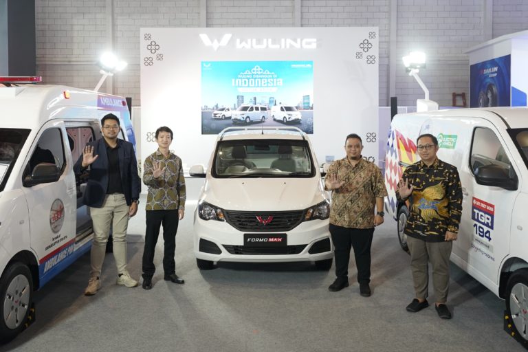 Image Wuling Showcases Commercial Mobility Solutions at GIICOMVEC 2026 through Formo Max and Mitra EVr