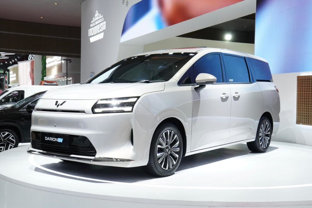 Wuling juga memperluas inovasi melalui kehadiran Darion EV dan Darion PHEV di segmen MPV keluarga 1000x667
