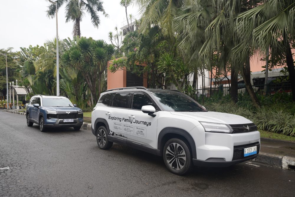 Pengunjung bisa merasakan langsung pengalaman berkendara di area test drive yang tersedia untuk model produk terbaru yakni Eksion 1000x667
