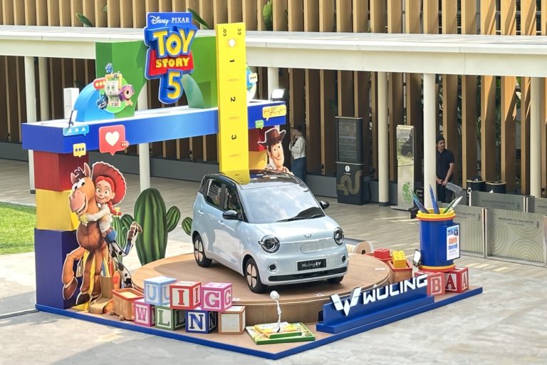 Image Wuling Berpartisipasi Dalam Ready, Set, Play! @Central Parkr