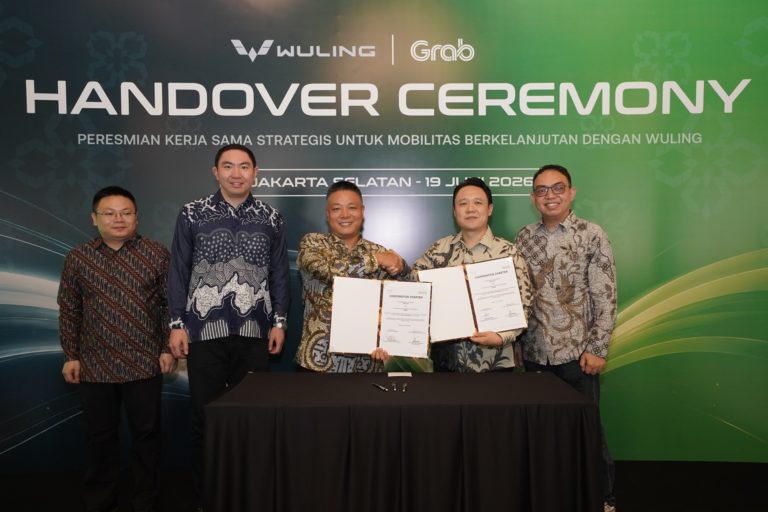 Image Wuling Berkolaborasi Bersama Grab Dalam Pengembangan Mobilitas EV di Indonesia