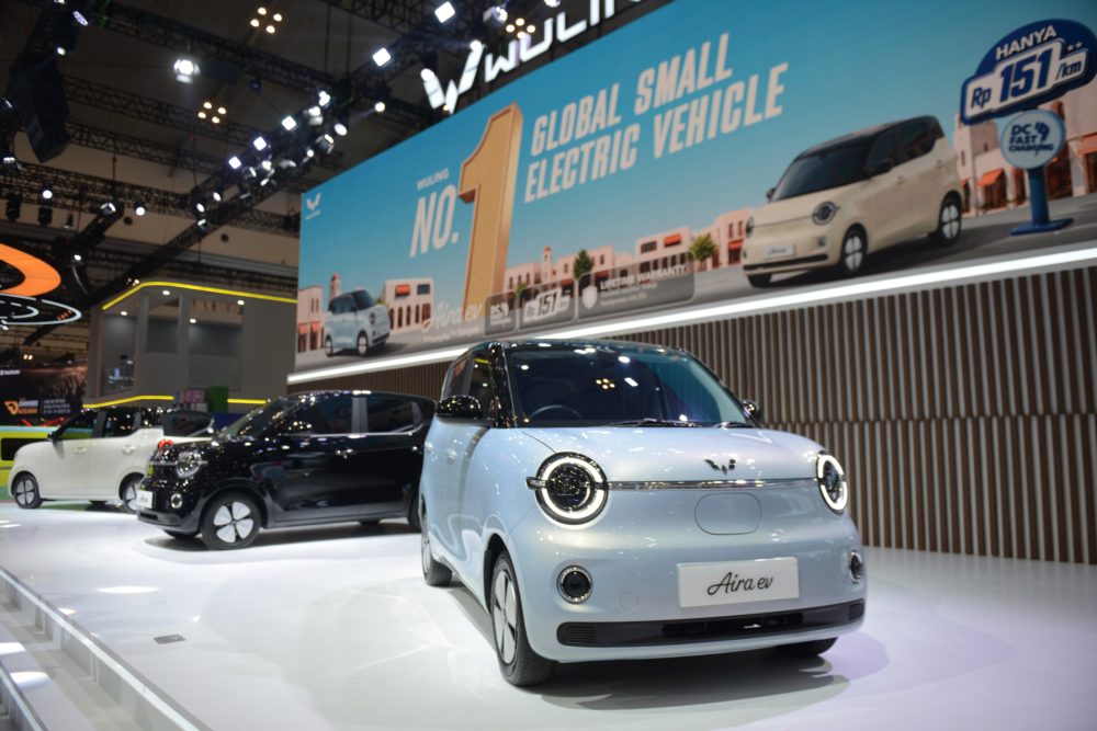Sebagai Brand No.1 Global Small Electric Vehicle Wuling produksi mobil listrik terbarunya di Cikarang 1000x667