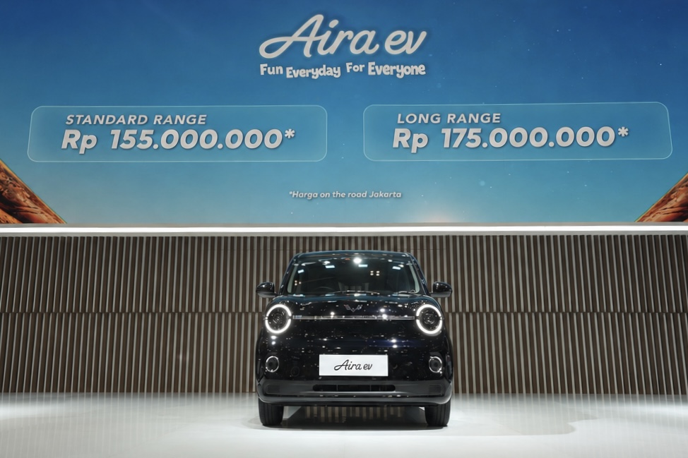 Wuling Aira ev telah resmi dipasarkan di Indonesia di GIIAS 2026 dengan dua pilihan varian yang ditawarkan dengan harga kompetitif