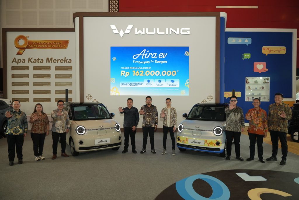 Wuling Berpartisipasi di GIIAS Surabaya dan Luncurkan Aira ev ‘Fun Everyday, For Everyone’