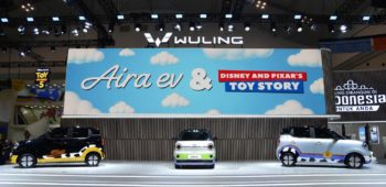 Image Wuling Resmikan Aira ev yang Terinspirasi dari Disney and Pixar’s Toy Story 5 di GIIAS 2026