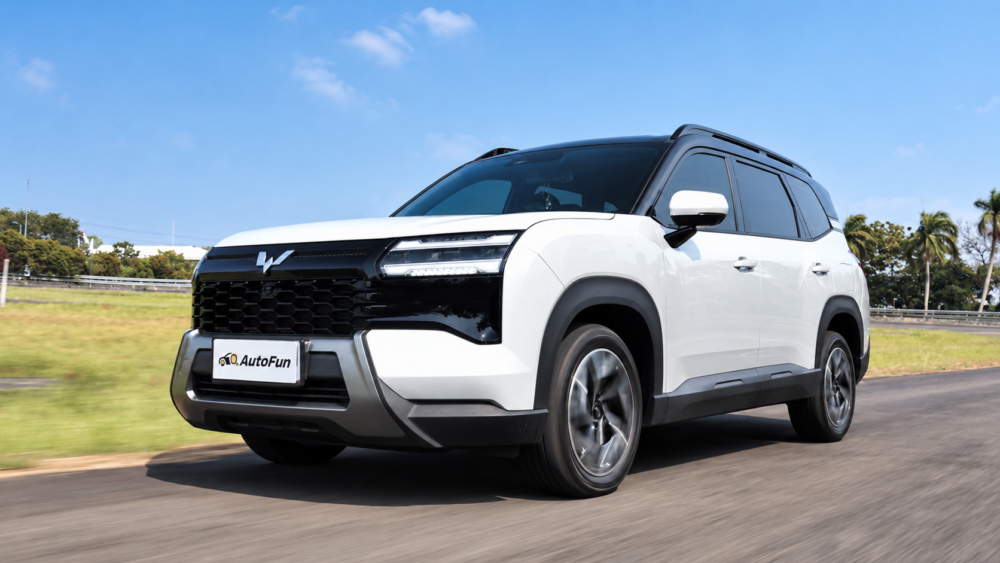 Wuling Eksion PHEV meraih predikat ‘Modern Family Adventurer’ berkat perpaduan karakter SUV serbaguna dengan berbagai fitur pendukung mobilitas keluarga masa kini 1000x563