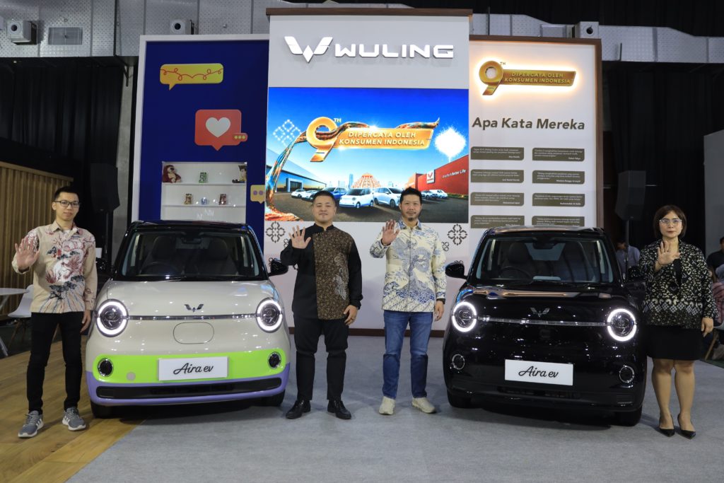 Wuling Showcases the Aira ev, Darion, and Eksion at GIIAS Makassar 2026